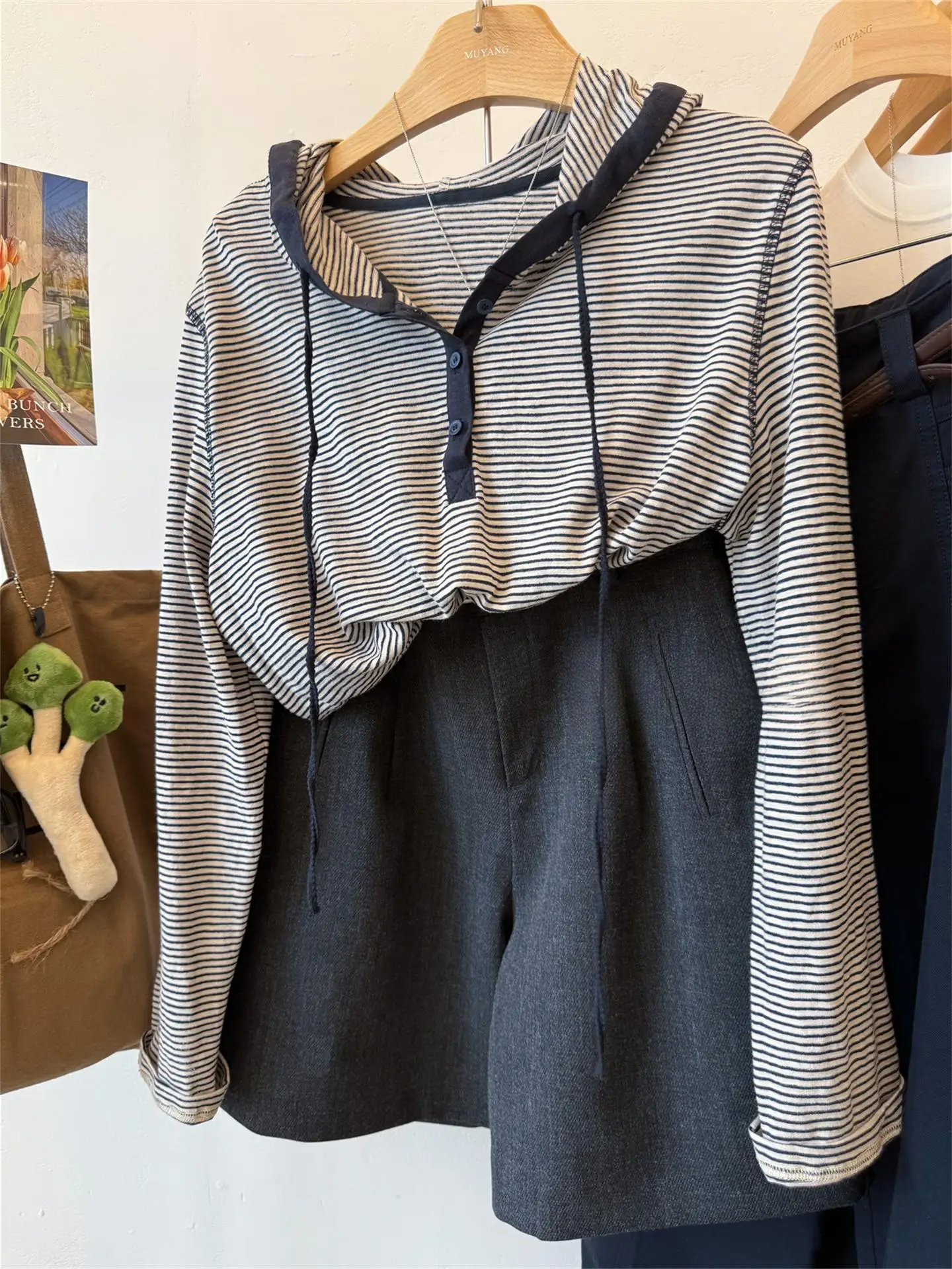 

Long Sleeved T Shirts Oversized Woman Womens Winter Plush Mock Neck Snap Lady Elegant Cozy Simple Warm Smooth Fleece Lining Tees