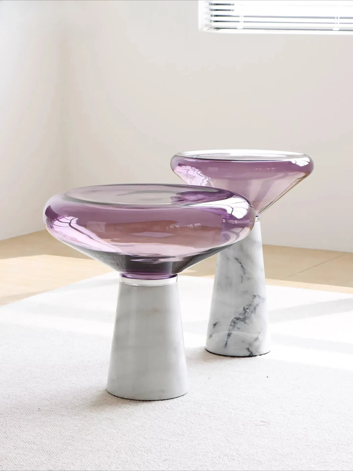 Modern simple marble sofa edge several creative stained glass