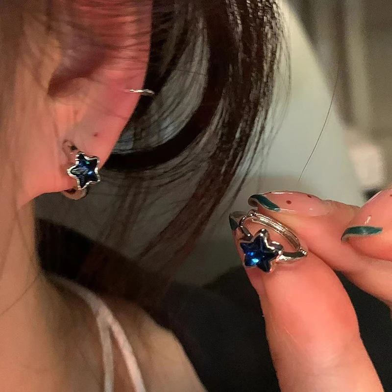 1 Paar neue trend ige glänzende Pentagramm Stern Ohr stecker für Frauen Mädchen einfache süße süße Vintage Ohrringe Piercing Schmuck