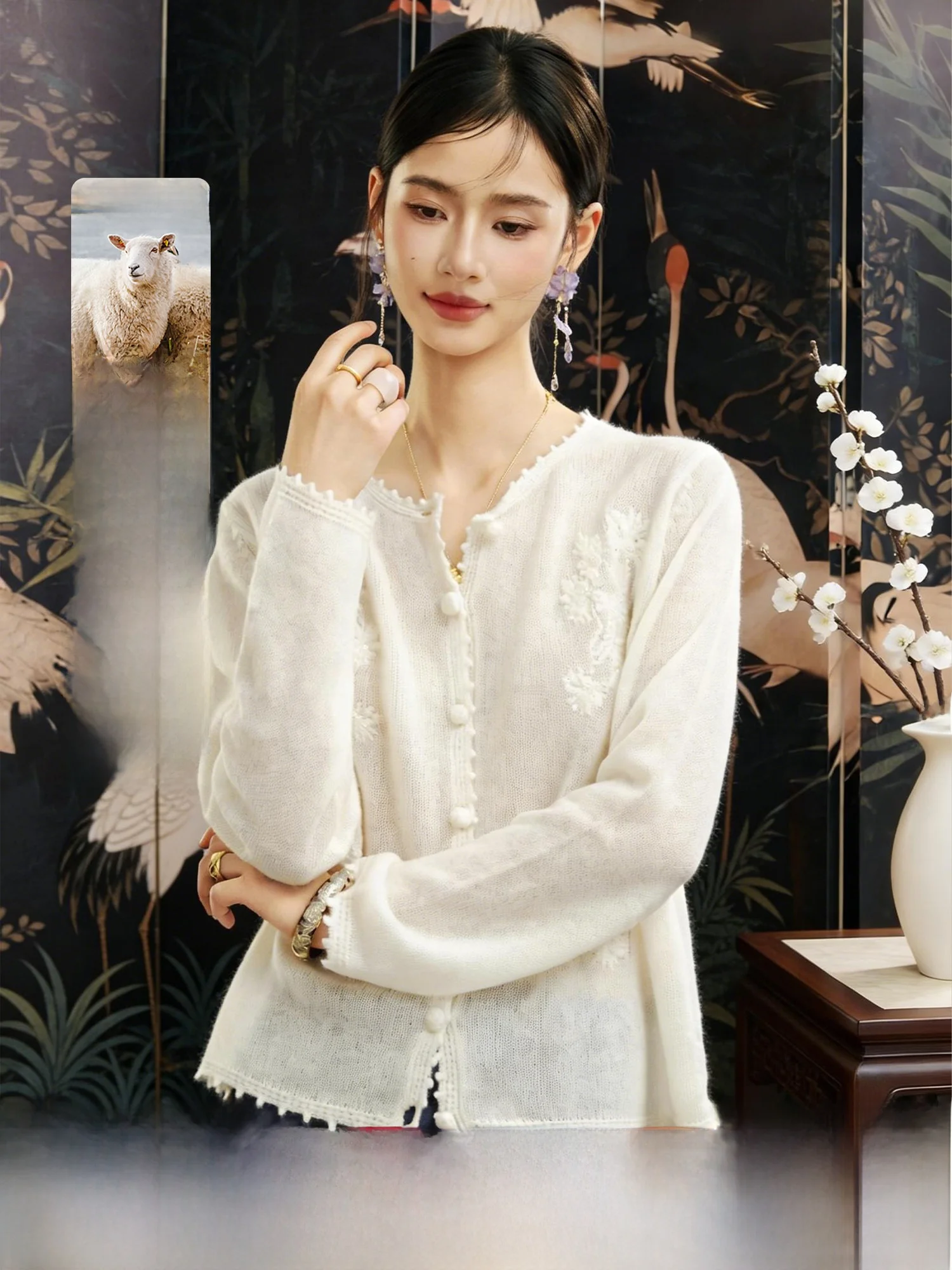 

Шелковый вязаный кардиган свободного кроя для женщин, весенняя новинка, вышитый топ с дизайном «Лунный колокольчик», эффектный дизайн