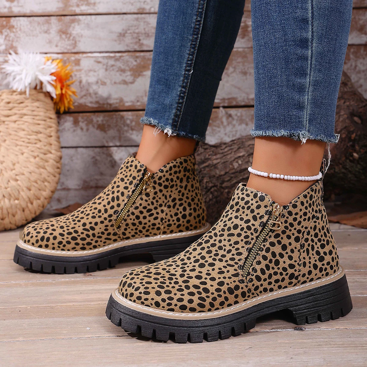 Frauen 2025, neue Wintermode, kurze Knöchelschuhe, Reißverschluss, quadratischer Absatz, warm, lässig, bequem, kurze Stiefel für Damen