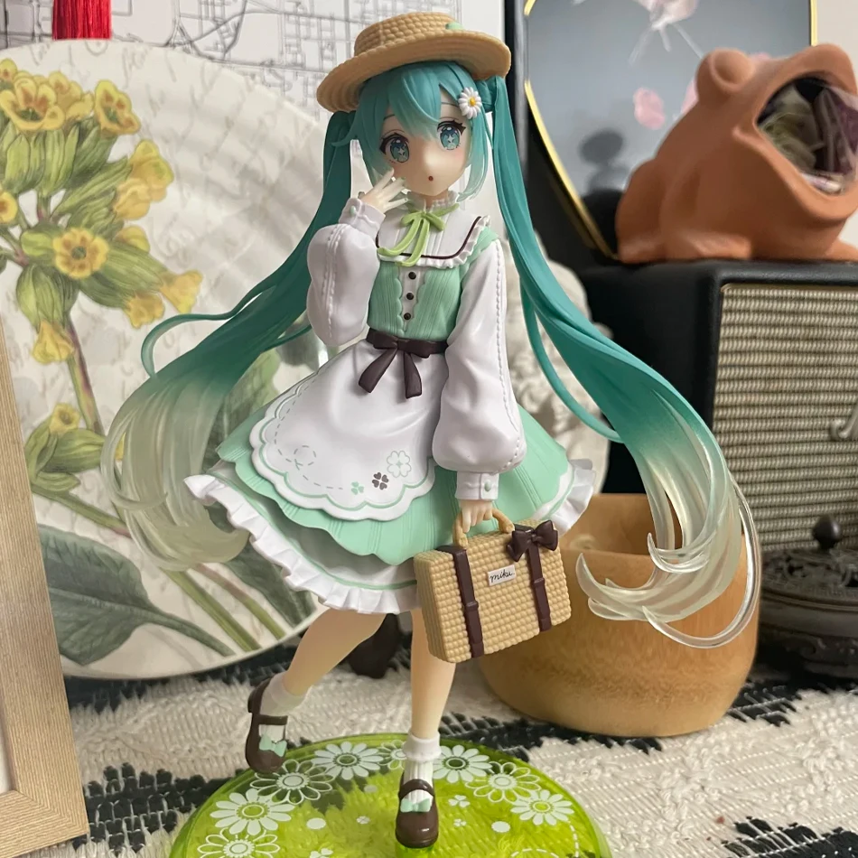 Hatsune Miku Figurine d'action mignonne de bureau 20 cm Fashion Country Ver. Figurine d'anime, modèle de fille Kawaii, jouet, décor Adorable