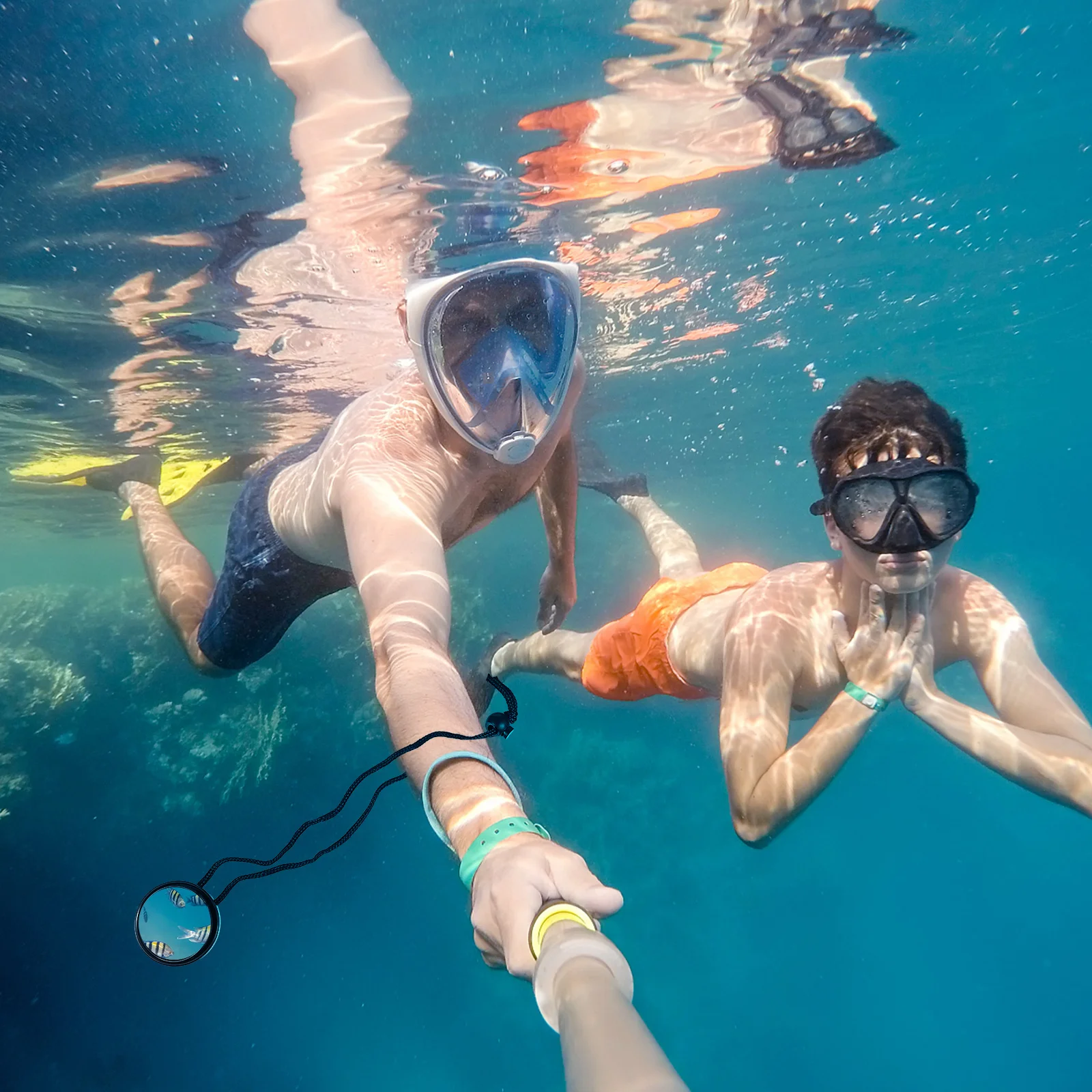 

1Pcs Underwater Rearview Mirror for Scuba Diving 360 Degree Adjustable Viewing Angle with Lanyard Cord Stopper Ideal Diving