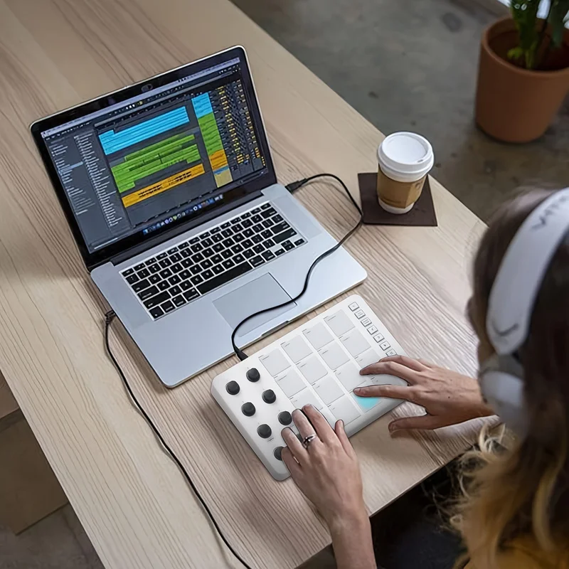 Thumbnail 4 - #76 Top Rated MIDI Controllers to Buy in 2026