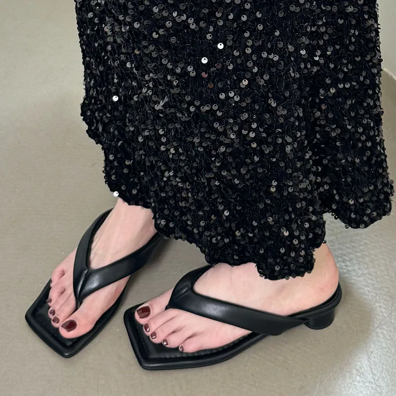 Fashion Square Toe Ladies Heel Slippers Sandals Shoes Flip flops Female New Footwear Round Heel Slippers For Women Slides 2024