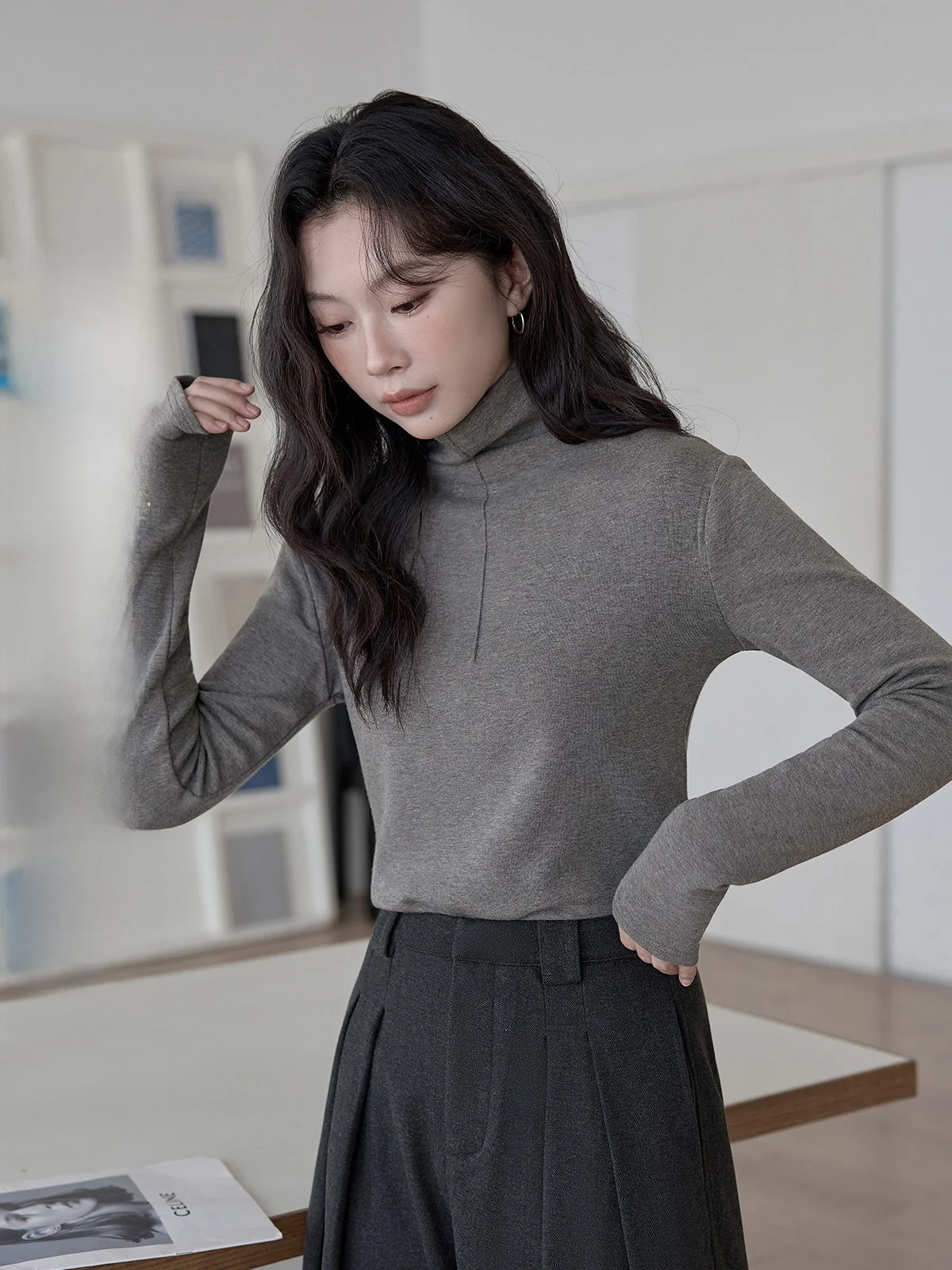 

Женский вязаный свитер HuiXi с высоким воротником, утепленный флисом, новая зимняя модель, универсальный базовый топ