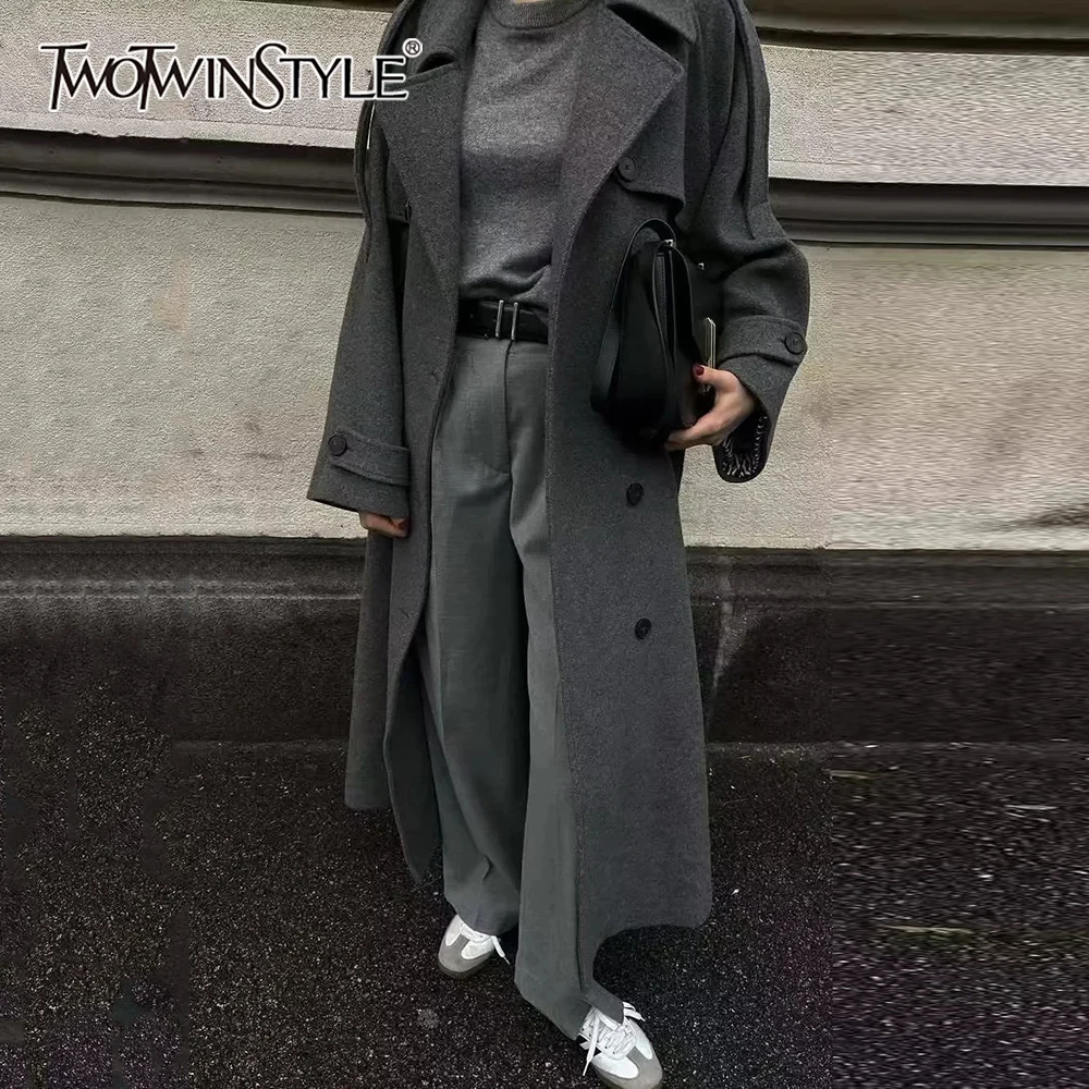 

TWOTWINSTYLE Gray Basics Woolen Coat for Women Lapel Long Sleeve Pathwork Buttons Korean Fashionable Trench Female Autumn Style