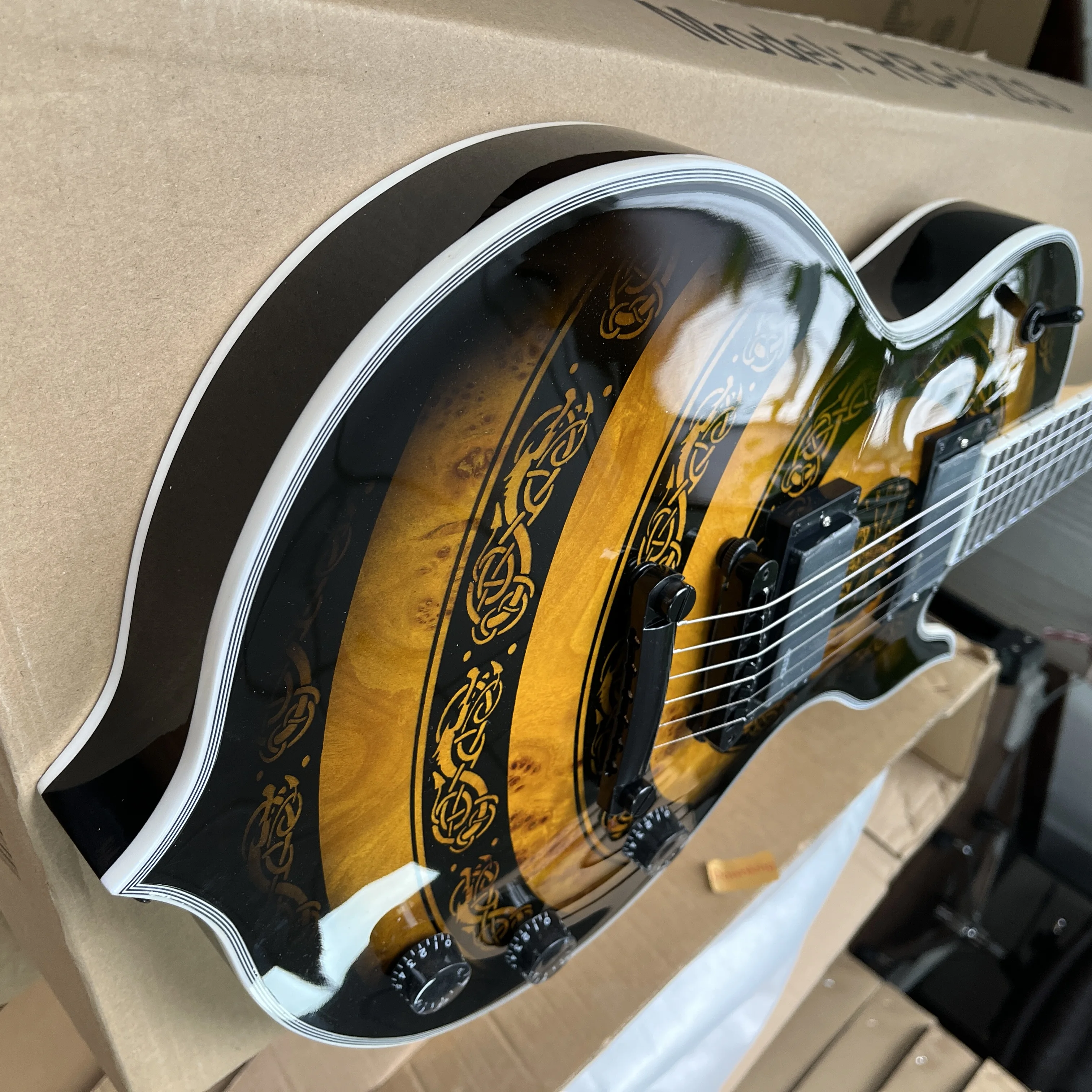 Costom Electric Guitar Black Gold Burst Burl Maple Top Graphic Dual Active Humbucker Pickups Black Hardware Fixed Bridge