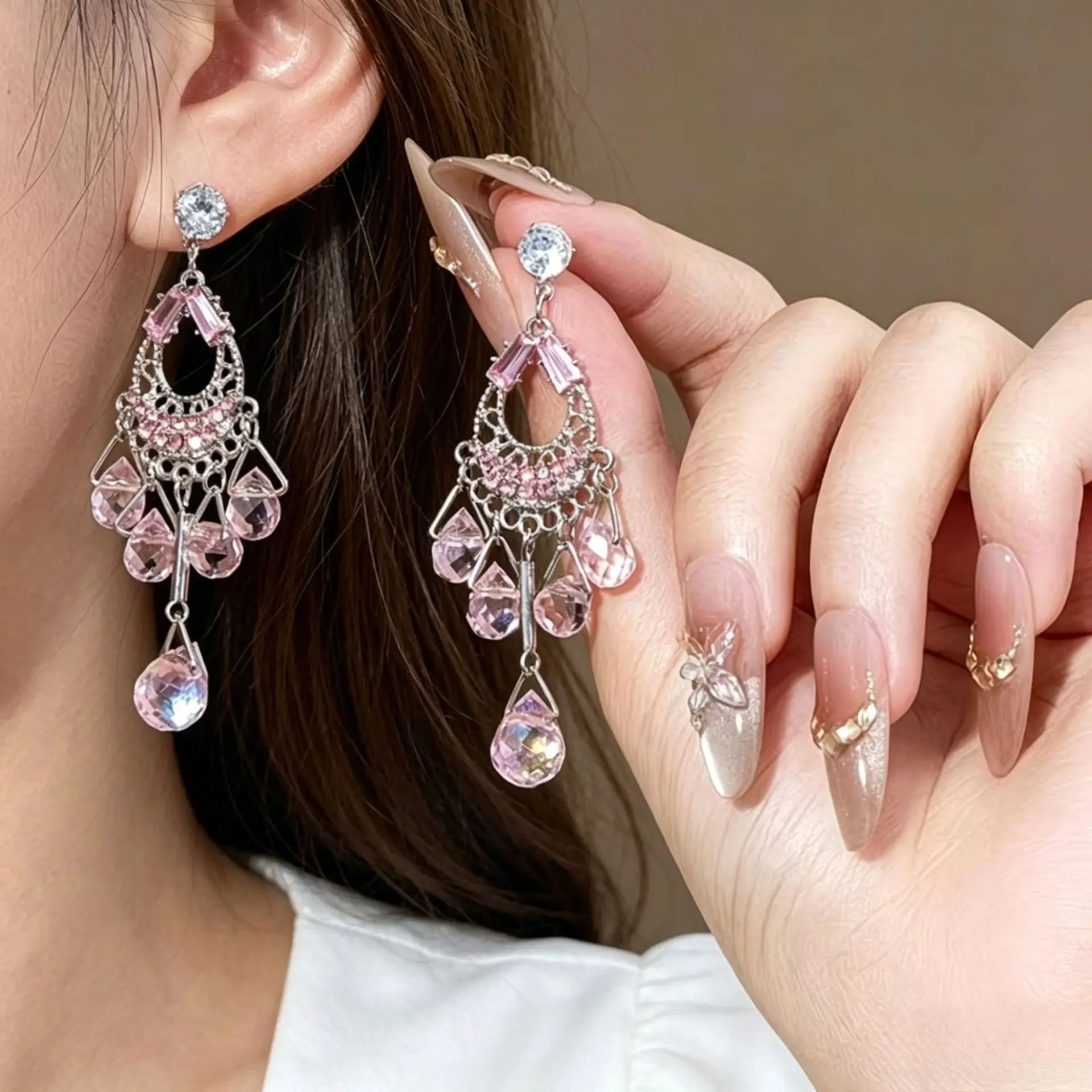 Vintage Ethnic Style Delicate Pink Crystal Tassel Earrings Women Elegant Fashion Long Bohemian Style Earrings Vacation Jewelry