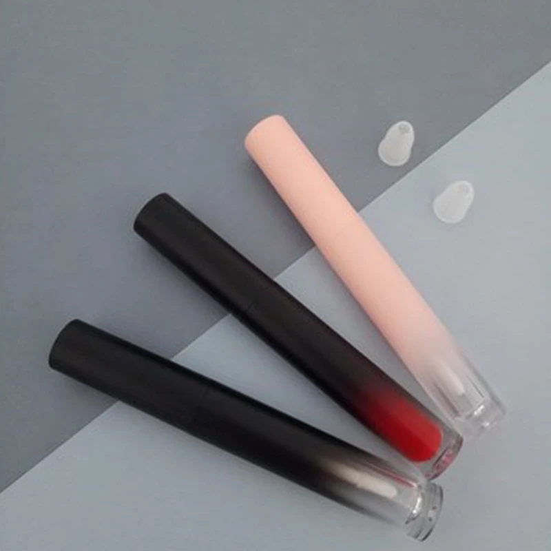 ลิปสติกกลอส3.5Ml Gradient สีชมพู/สีดำริมฝีปากตลับใส่ขี้ผึ้งพร้อม Wand รอบ Matte เติม Lipgloss ขวดบรรจุภัณฑ์