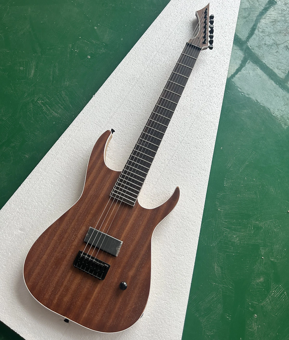 Factory Matte Brown 7 Strings Electric Guitar Rosewood Fretboard HH Pickups Black Hardwares Customizable