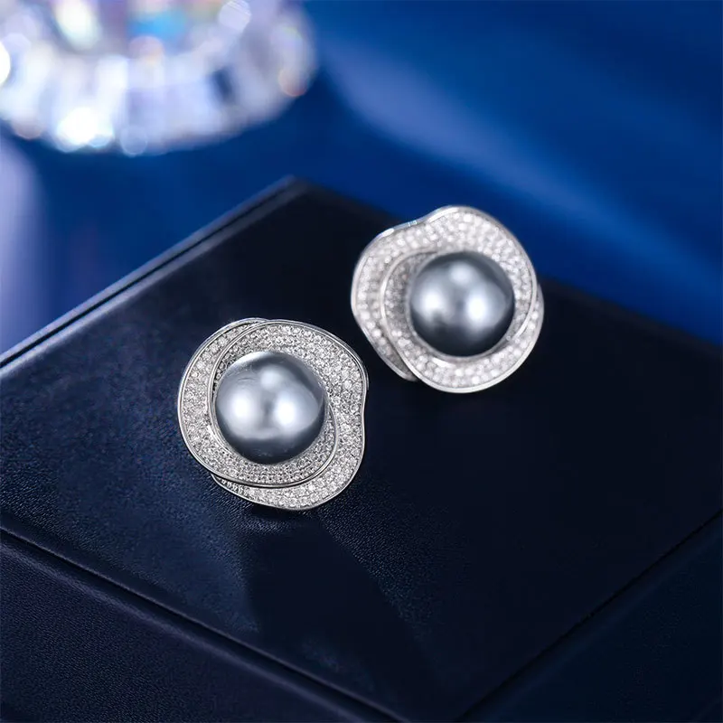 

Light Luxury -End French Exaggerated Earrings Niche Micro-Inlaid Zircon Exquisite Temperament Personality High-Grade Pearl E
