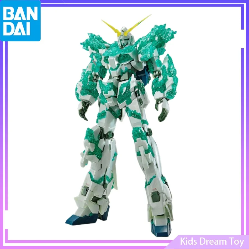 Bandai w magazynie Oryginalny MG 1/100 THE GUNDAM BASE LIMITED UNICORN GUNDAM (LUMINOUS CRYSTAL BODY) Anime Figurki akcji Zabawki Model