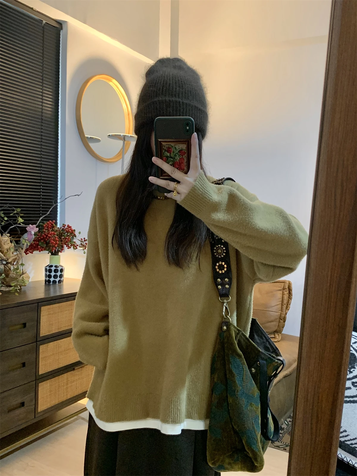 

QinEition женский свободный вязаный свитер круглый Ne Casual Sle Long Sve искусственный двухсекционный белый зимний свитер