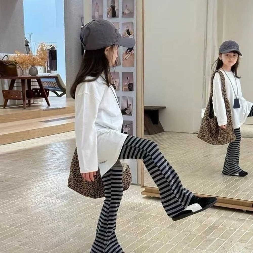 الربيع والخريف الأطفال عارضة زي المألوف الشارع نمط الفتيات الملابس مخطط مطبوعة متوهج السراويل