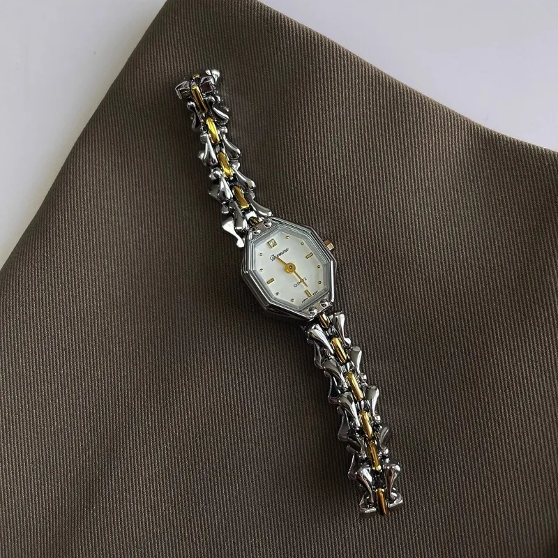 2024 Vintage Lucky Small Square Dial Retro Ladies Watch Gold and Silver Women's Bracelet Waterproof Clock Gift for Women