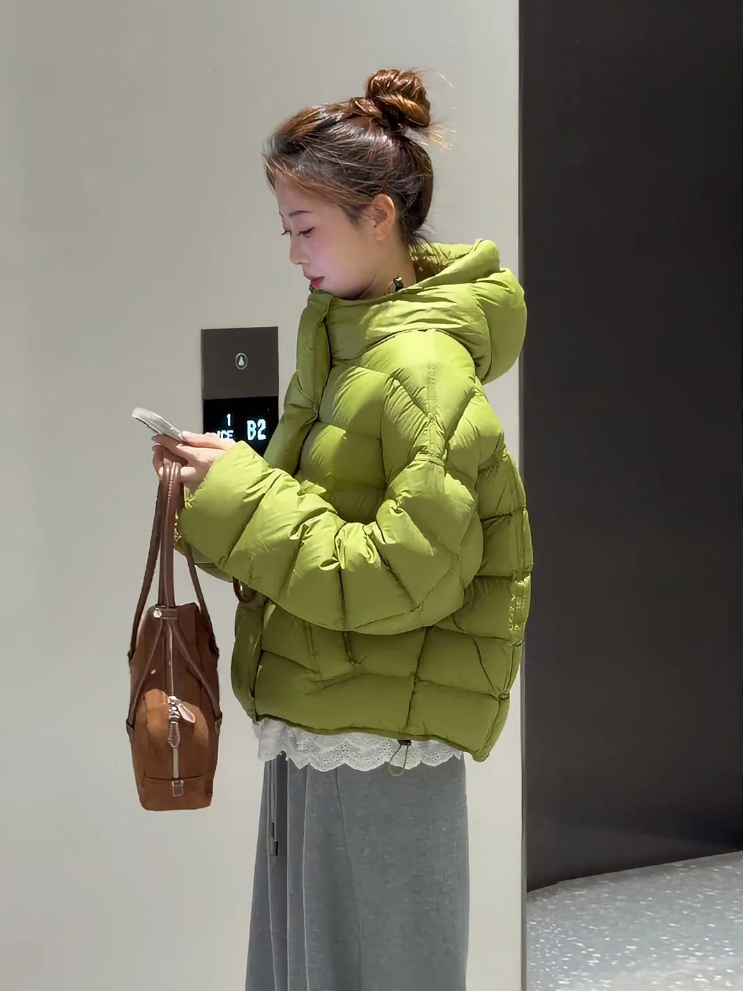 

Faionable een ort down Jaet Women's Sle 2026 Winter New Unique Outerwear Korean Loose Fit Warm White Du down