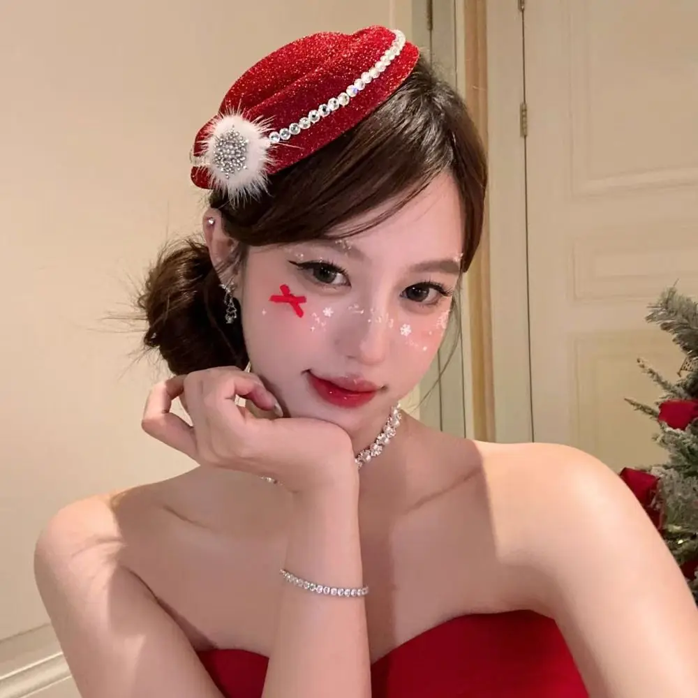 قبعة قبعة فيدوراس مشبك شعر قبعة رسمية مخملية قبعة حمراء قبعة دبوس شعر قبعة تزيين رباط شعر ندفة الثلج قبعة فاسيناتور