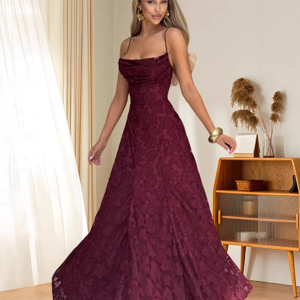 เสื้อผ้าแฟชั่นฤดูร้อน 2025 สำหรับผู้หญิง สายไขว้ ผ้าโพลีเอสเตอร์ถัก ดีไซน์เซ็กซี่ ทันสมัย