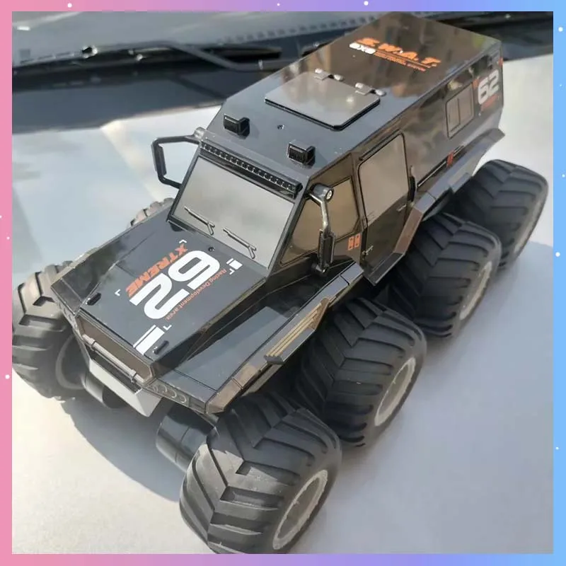 

RC Car Q137 8WD Remote Control Toy 2.4G Amphibious 8 Wheel Remote Control Truck Climbing Off Road Waterproof Armored Vehicles