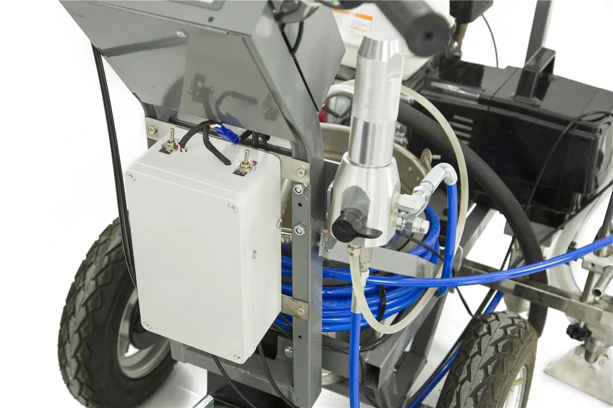 全自動常温路面標示機 アンダーセン6070、信頼性の高いポンプとエンジン部品搭載、新型