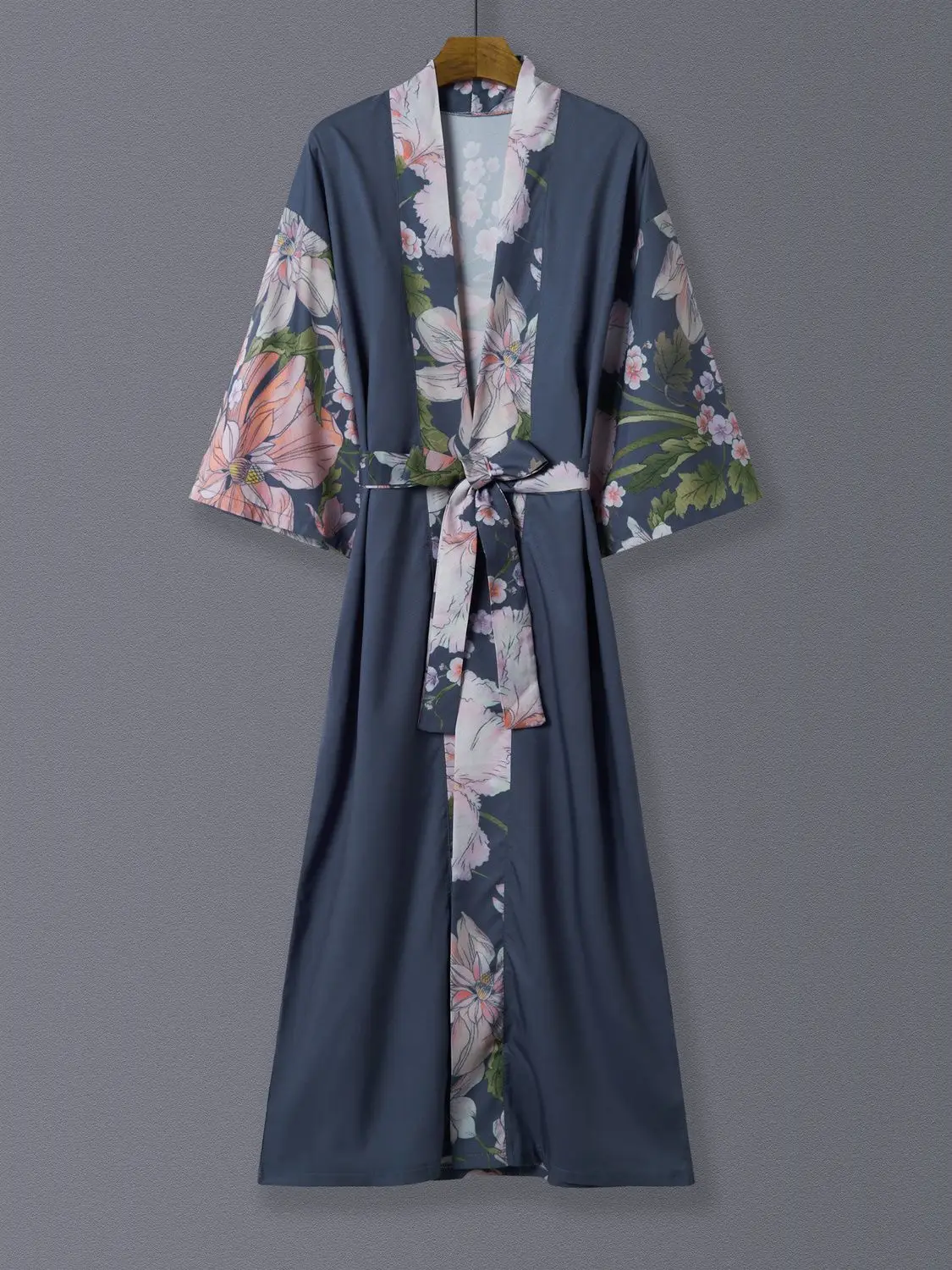 

European and American Peacock Print Mid-Length Cardigan Women's Spring Summer Beach Travel Cape Lightweight Outerwear Haori Japa