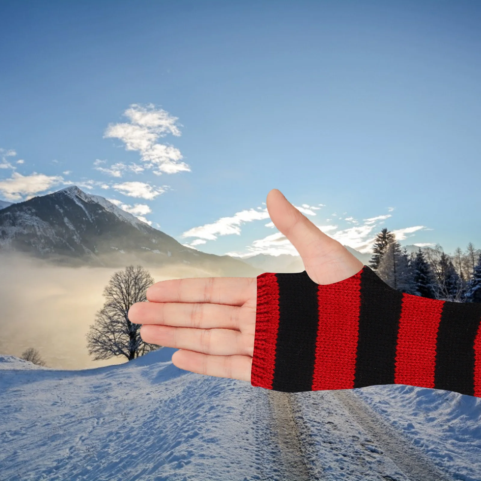 

1Pair Half Finger Winter Gloves Warm Knitted Woolen Yarn Stripe Design for Cycling Running Golf Driving Boating