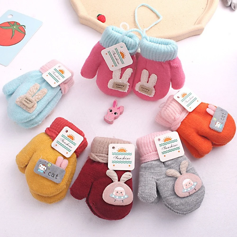 Mitaines d'hiver épaisses pour enfants, gants chauds sur le thème des dessins animés, mignons, coupe-vent, résistants au froid, avec cordon de serrage à la taille, MINISO