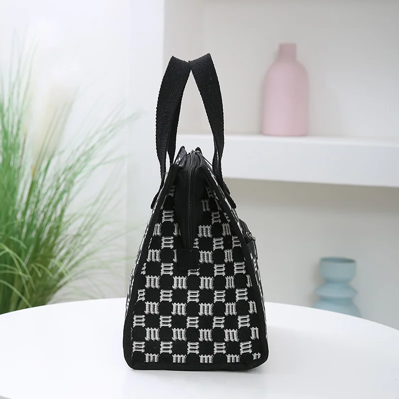 Large-Capacity Top-handle Bag with Grid Pattern, Suitable for Women to Carry Lunch Box, Fashionable and Versatile Canvas Bag