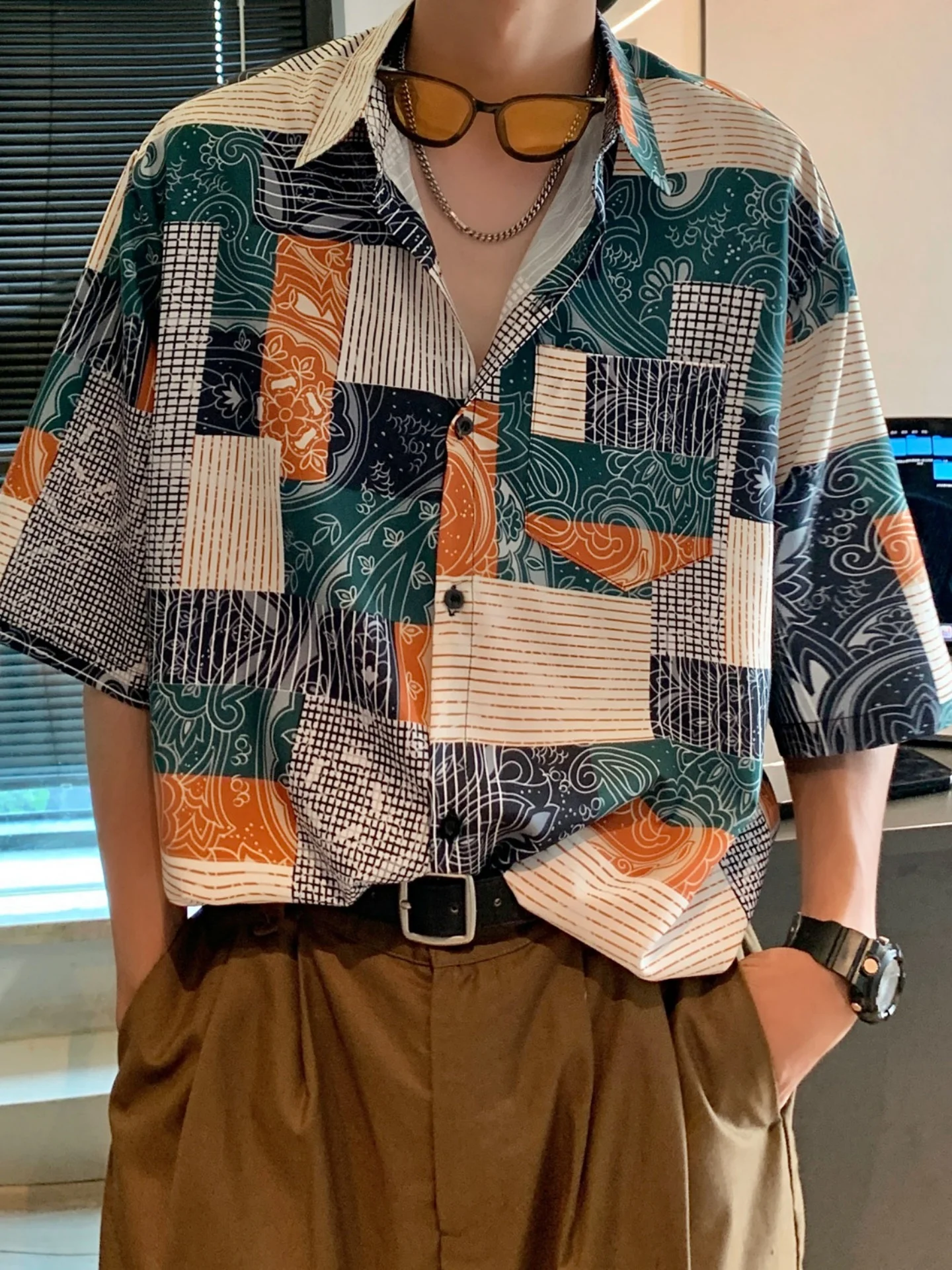 

British Style Short Sleeve Shirt Men's High Sensation Retro Ice Silk Flower Men's Shirt Summer Hong Kong Style Trendy Handsom...