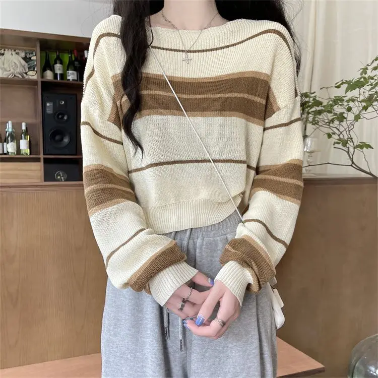 Advanced and Gentle Knitted Sweater for Women Featuring Contrasting Color Stripes and a Slim and Versatile Design Stunning Top