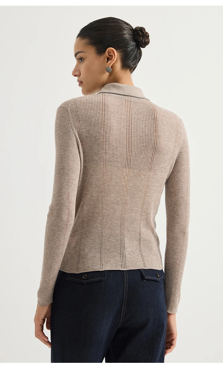 BY3621691 Damen-Polokragen-Pointelle-Strickjacke aus Wollmischung mit langen Ärmeln, halber Knopfleiste, Muschelknopfverschluss, Kette, dezenter Luxus für den Herbst – Detail 11
