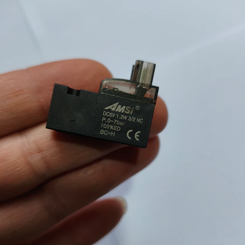 Elettrovalvola HF 10mm Mini Solenoid Valve 2/3-Way Vacuum Vibrator Pneumatic Mini Flow Control 24V/12V/6V Pilot Pneumatica — dettaglio 2