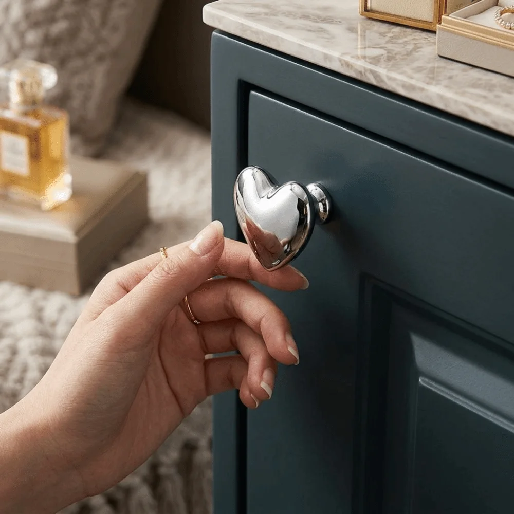 Brushed Chrome Gold Cabinet Knob Modern Minimalist Solid Structure Furniture Knob Smooth Hand Feel Single Hole Mounting