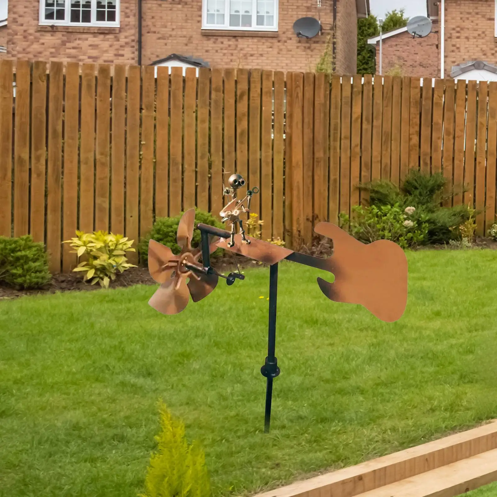 

Metal Drummer Windmill Rustic Ornament Creative Wind Spinners Garden Decoration Yard Art Sculpture for Lawn Path Home Indoor