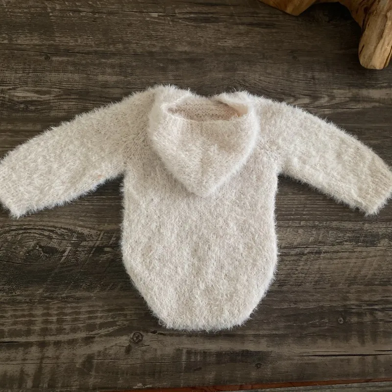 

2024 Newborn fuzzy romper for baby photography props,handmade romper photo clothes