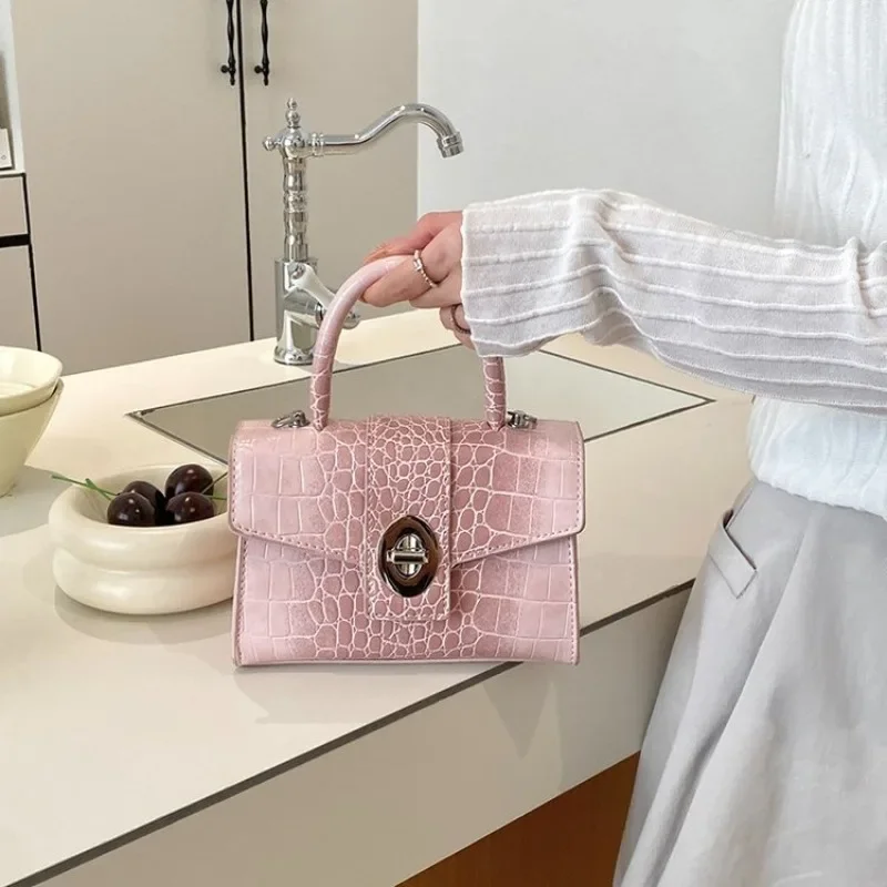

Casual Simple Diaper Bag Luxury Classic Elegant High End Paris Designer Minimalist Original Crossbody Ladies Bag