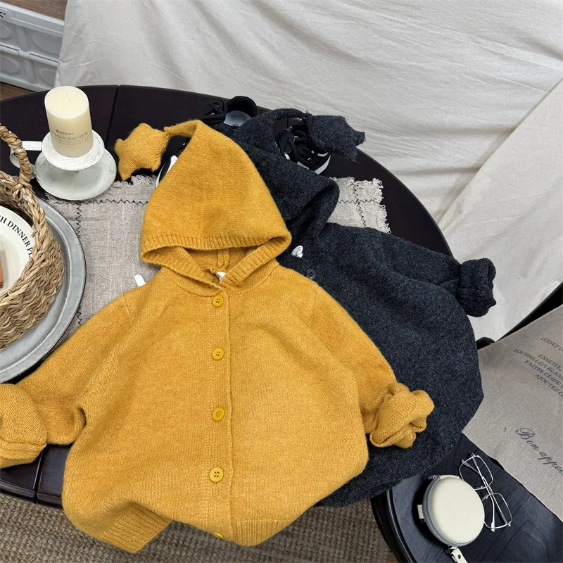 2026 Autumn/Winter New Children's Solid Color Star Hoodie Single Row Button Soft Sticky Sweater