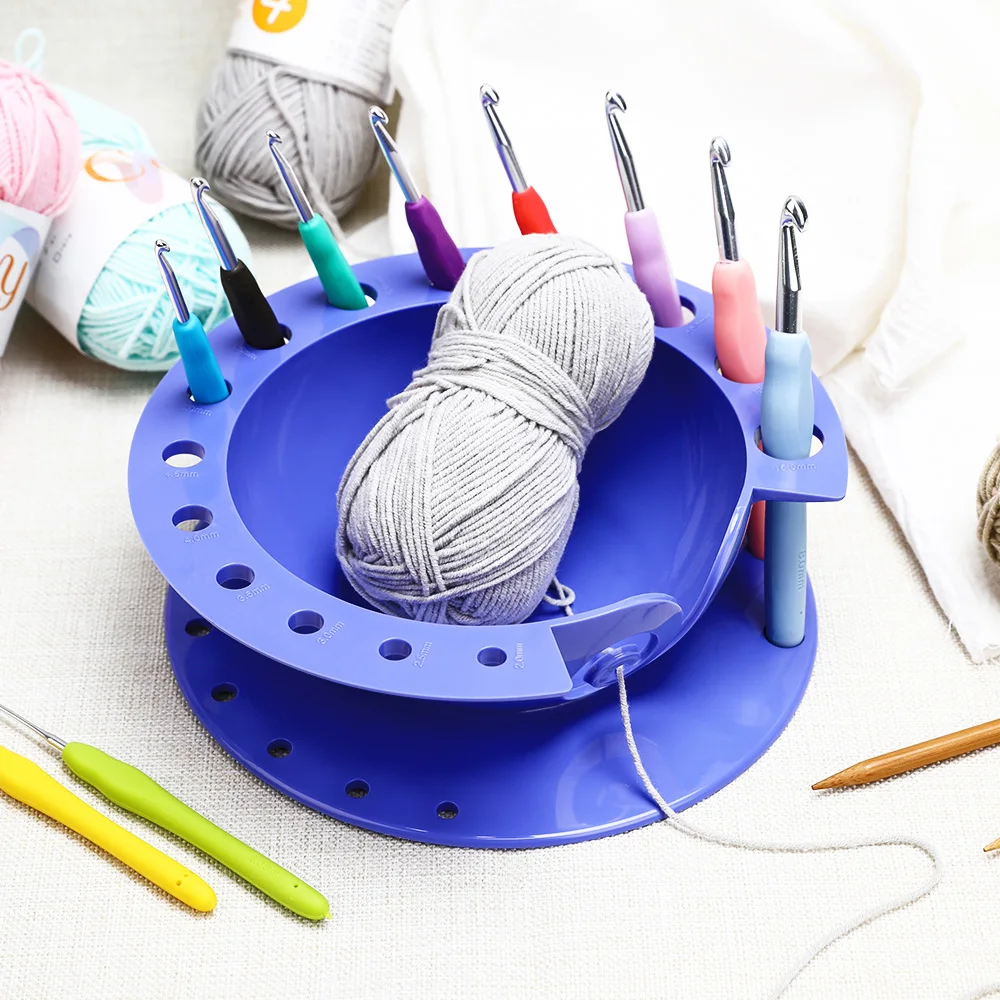 

1 piece of yarn storage bowl, packed in ABS plastic color box, a knitting accessory and yarn storage tool