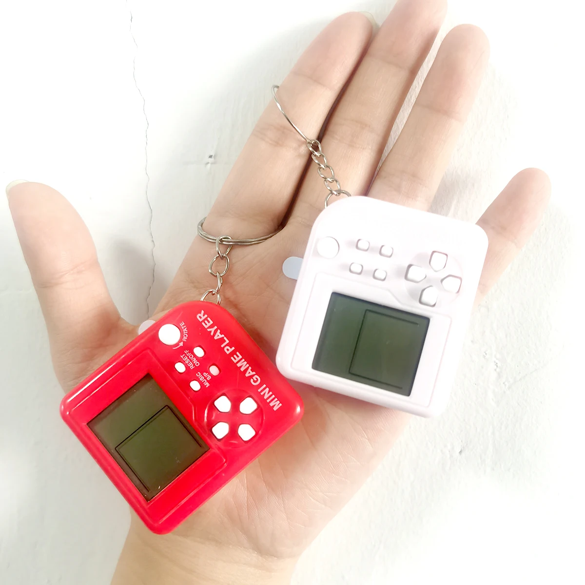 

Mini Handheld Game Players Machine Pocket Game Console Built-in 26 Games Use for Key Chain Ring Holder Kids Gift