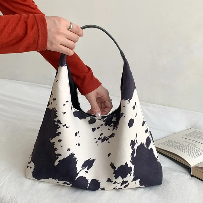 

Suede Tote Bag Fashion Contrast Color Shoulder Bag Cow Pattern Underarm Bag Magnetic Buckle Dumpling Bag Korean Style Handbag
