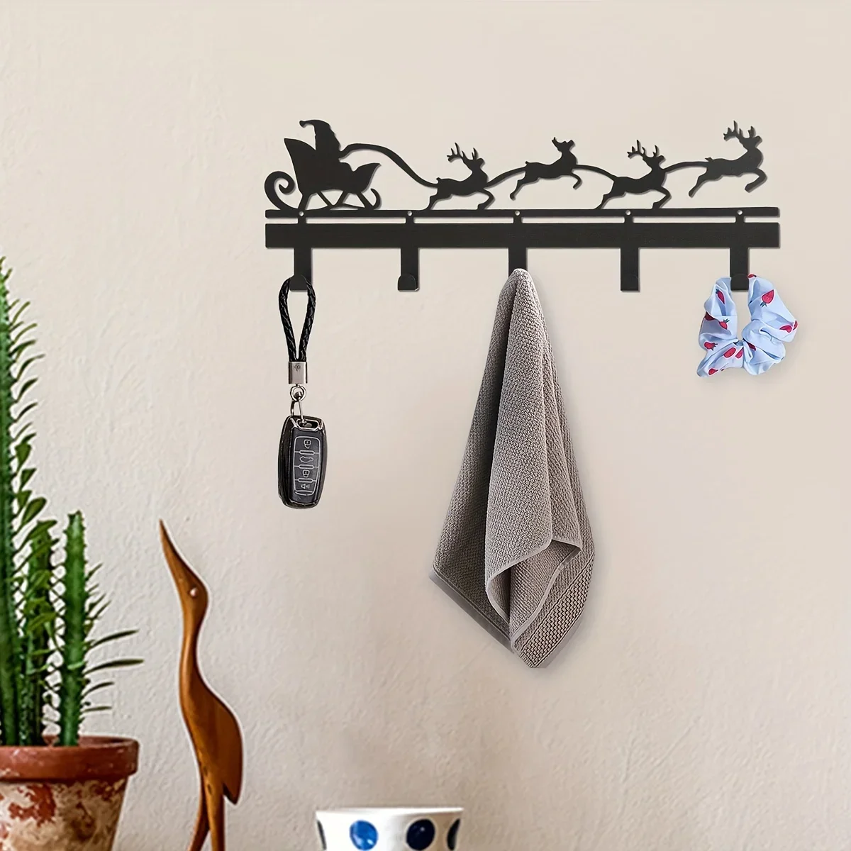 

Metal Creative Christmas Silhouette Key Holder - Household Multi-Purpose Clothes Bag Key Hanger - Beautiful Christmas Decor Hook