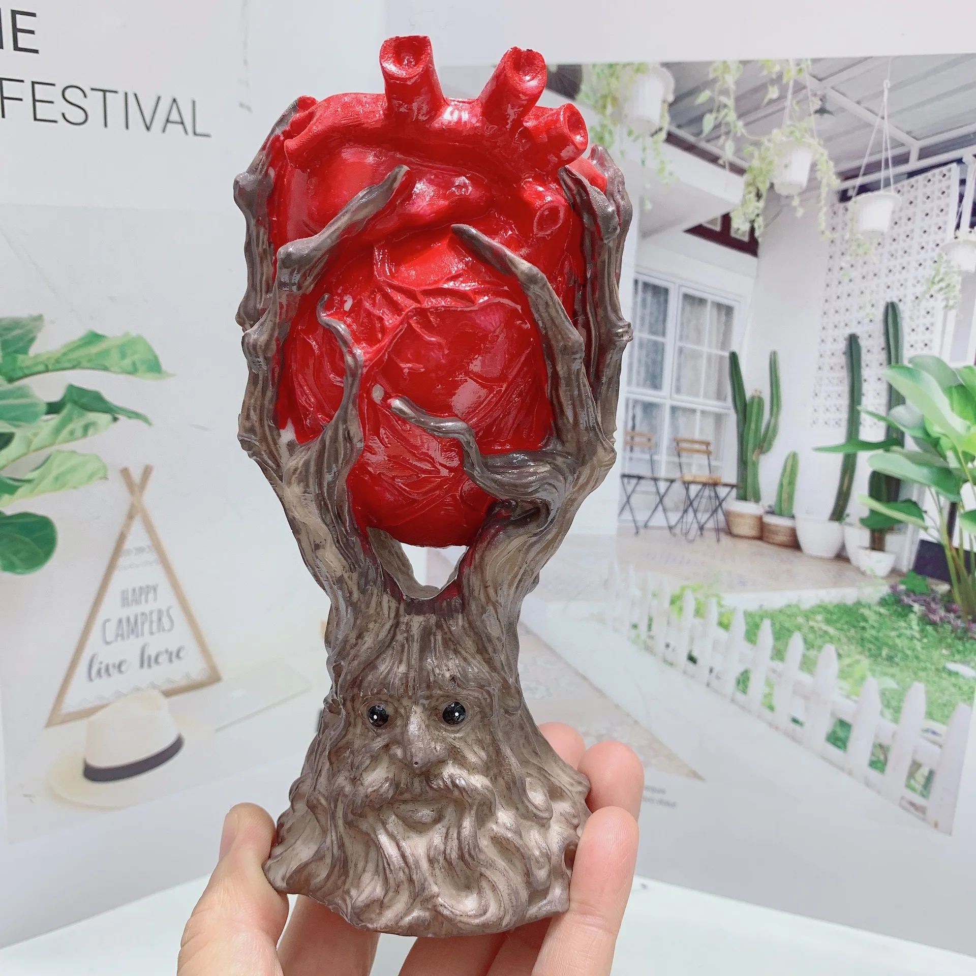 

Hand Holding Heart Ball Stand Resin Crafts Crystal Ball Jade Base Desktop Decor Gift