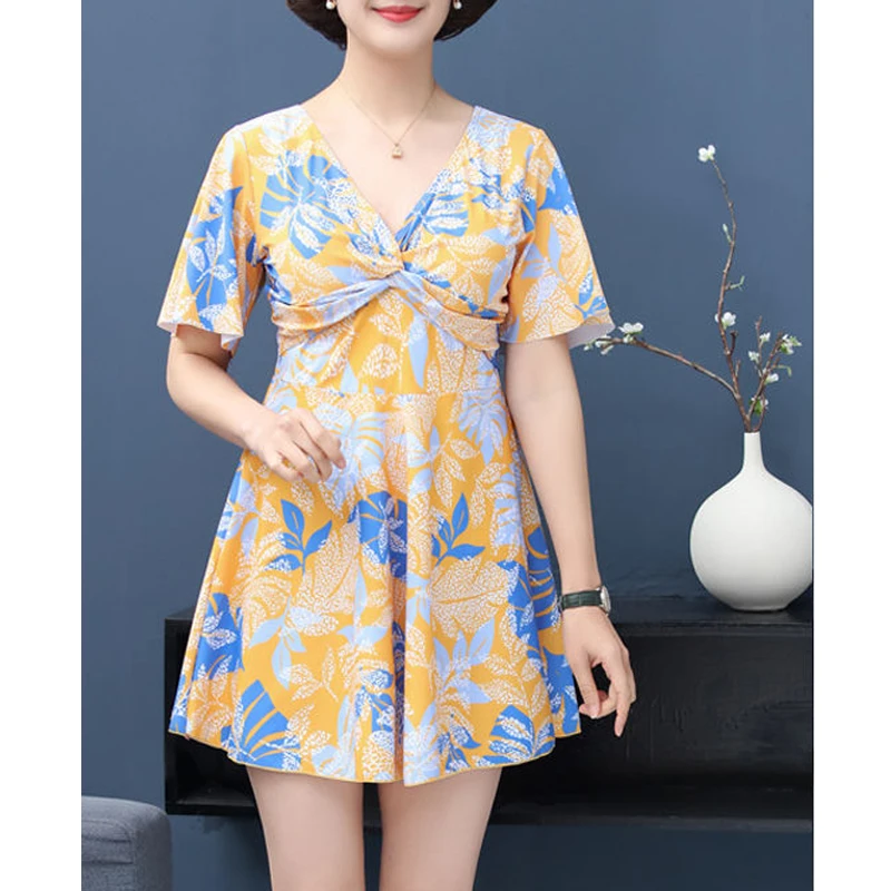 Dames Elegante Mode Tweedelige Badpak Met Bloemenprint Zomer V-Hals Met Korte Mouw Push-Up Strand Mini Jurk Badkleding Badpakken