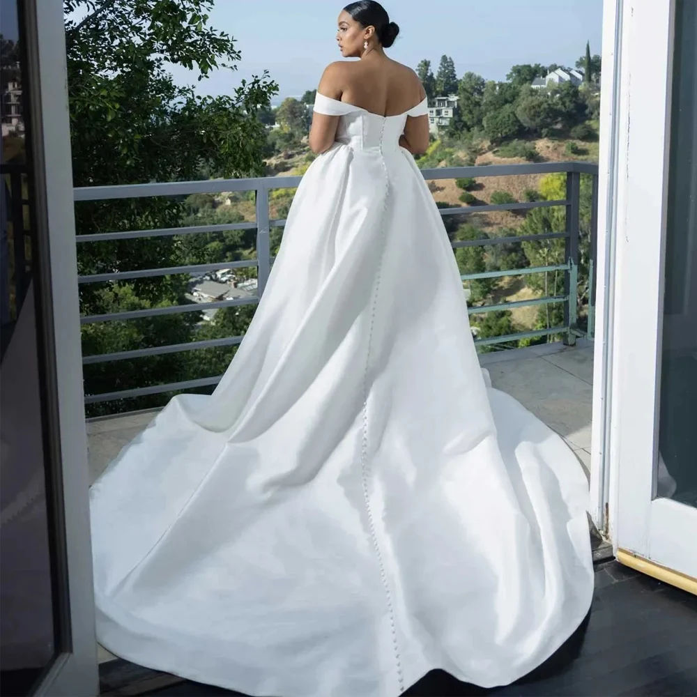 Plus Size Off the Shoulder A Line Wedding Dresses Exposed Boning Satin Bridal Gown Sweetheart Court Train vestido de novia