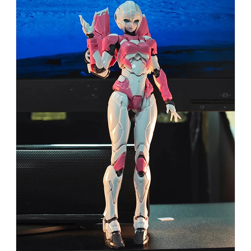 Transformers Echte Figur Arcee Anime Junge Kinder Action Figur Modell Statue Puppen Sammlung Dekoration Spielzeug Geburtstag Gif