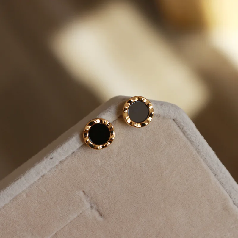 Classic Black Round Small Stud Earrings for Women Golden Color Simple Geometry Girls Trendy Earrings Punk Jewelry Gift