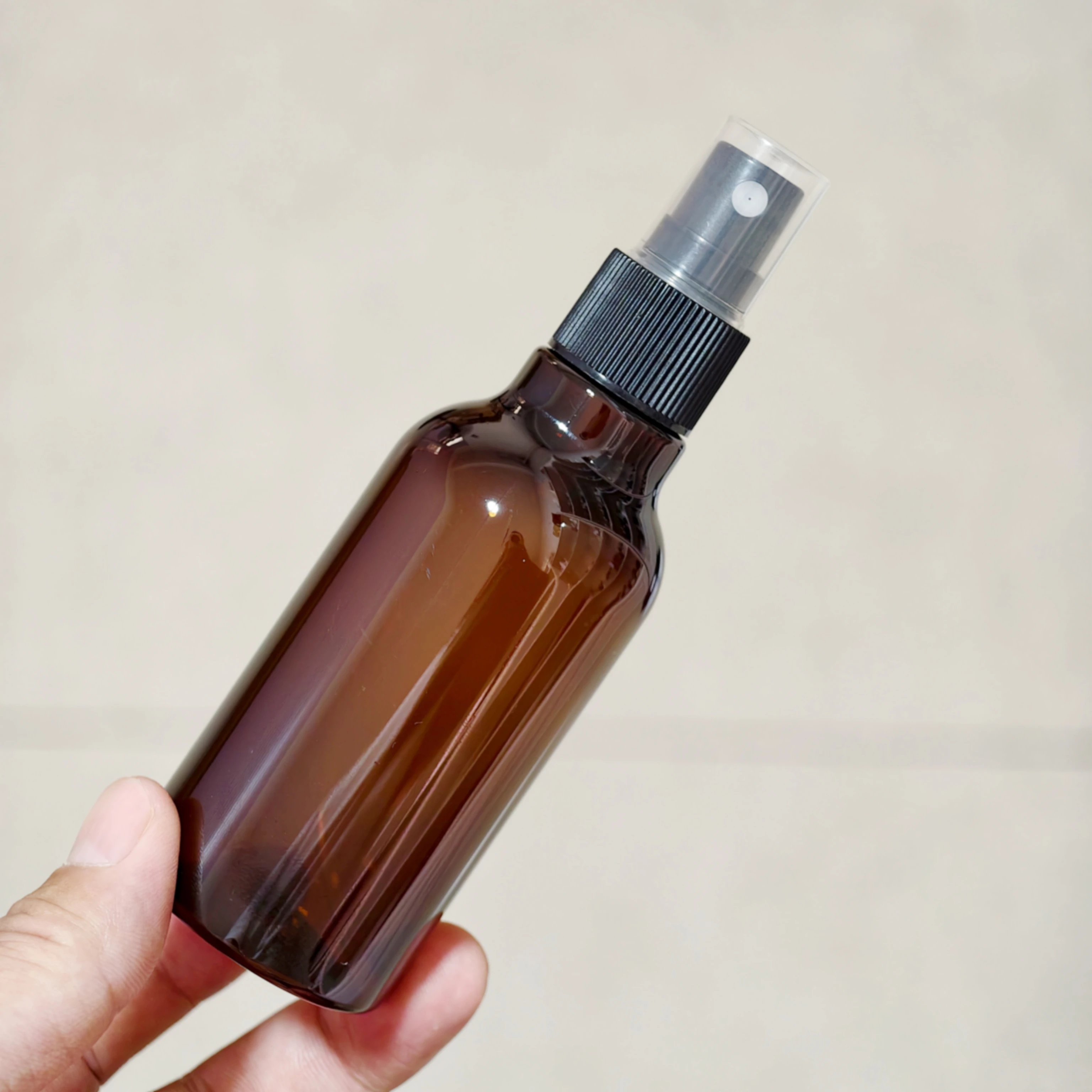 2pcs 100ml Empty Amber Plastic PET Spray Bottles Travel Perfume & Disinfectant Atomizer Bottles