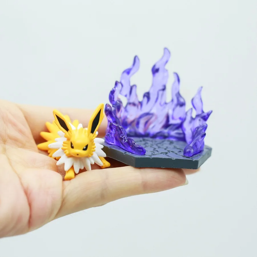 Genuino Pokemon escena de batalla Gengar Eevee fantasma tipo Vs tipo eléctrico juguetes de moda Anime figuras de acción de dibujos animados regalo de cumpleaños