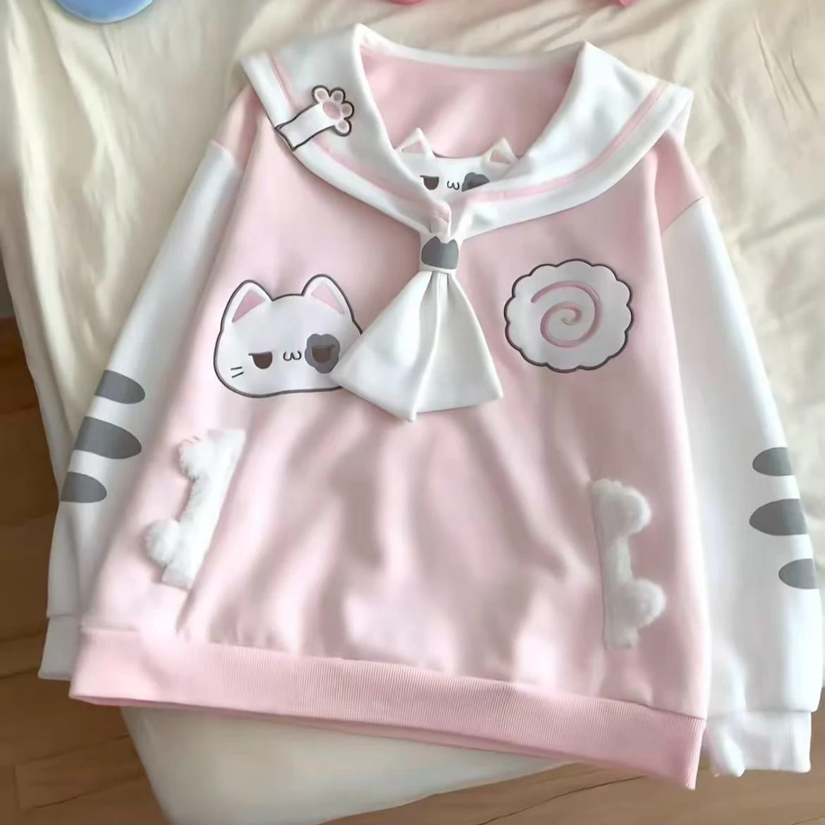 Y2K Aesthetic Kawaii Sweatshirt Women Off Shoulder Design Cute Cartoon Lace Casual Hooded 2026 New Arrival 2026 Fashion Trend view 6
